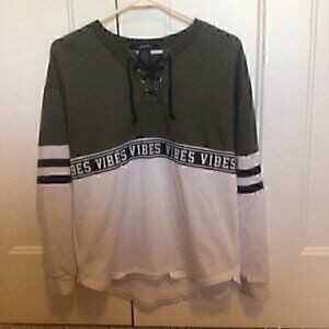 Women’s size small Sweatshirt olive green and off white